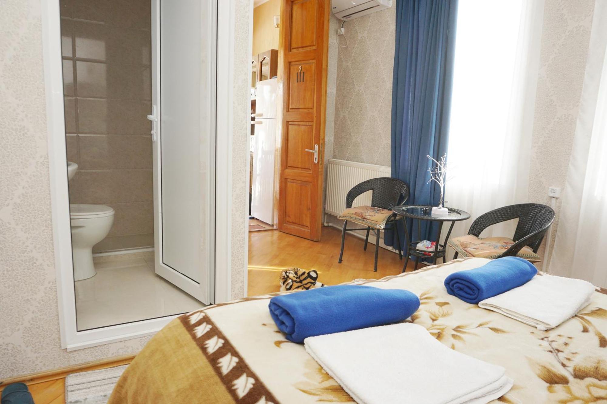 Belas House With Terrace Кутаиси Экстерьер фото